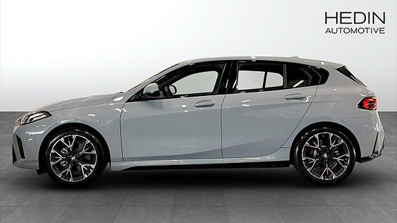 BMW 120 5 of 12