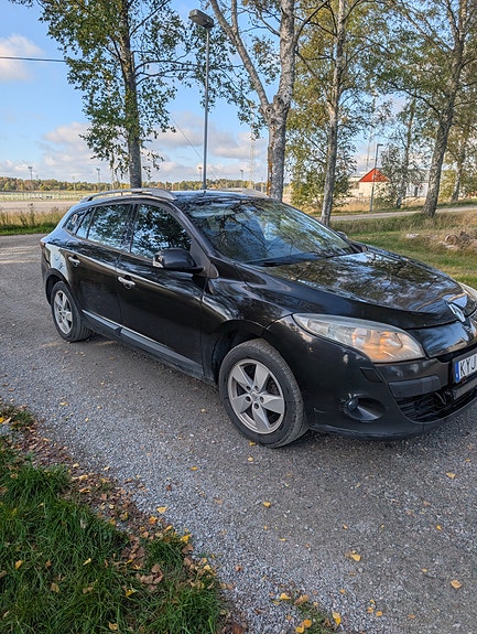 Renault Megane 2 of 5