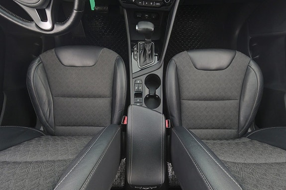 Kia Niro 14 of 26