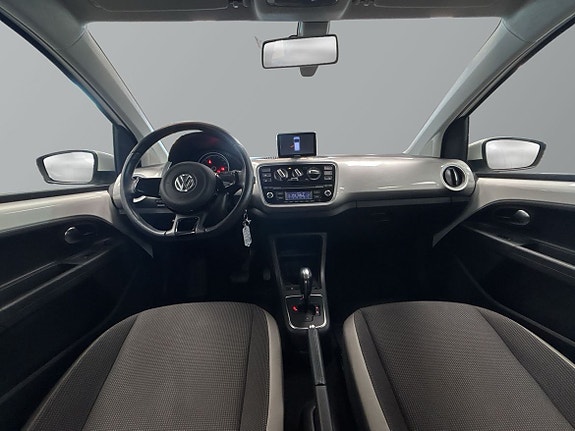 Volkswagen UP! 6 of 15