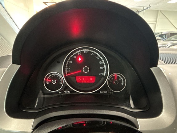 Volkswagen UP! 12 of 15