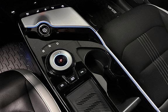 Kia EV6 14 of 30