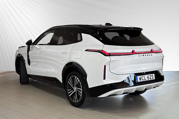 Lynk & Co 08 3 of 26