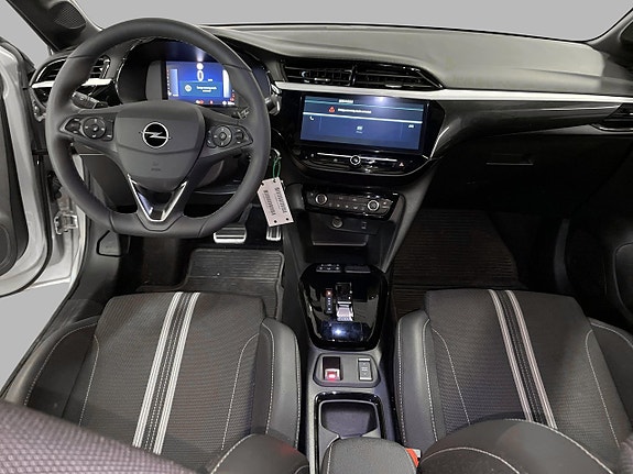 Opel Corsa 10 of 12