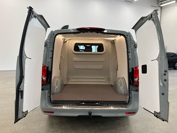 Mercedes-Benz Vito 119 13 of 16