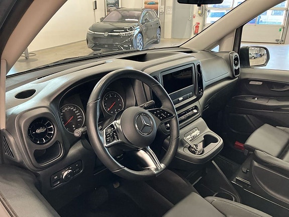 Mercedes-Benz Vito 119 11 of 16