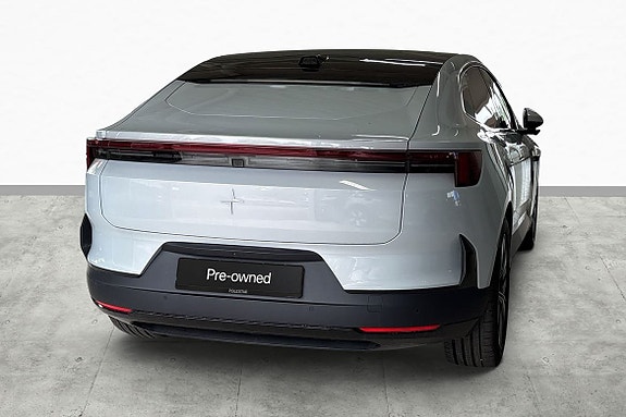 Polestar 4 10 of 27