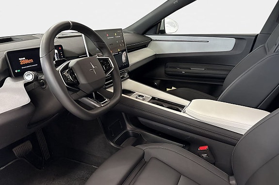 Polestar 4 12 of 27