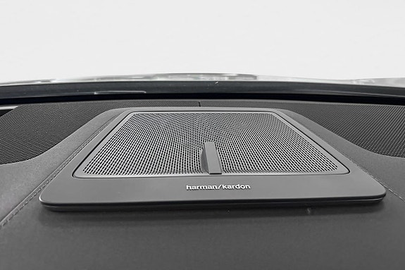 Polestar 4 23 of 27