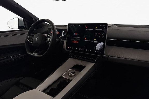 Polestar 4 15 of 27