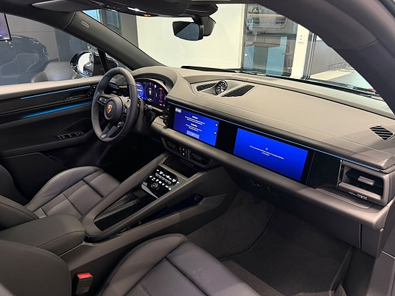 Porsche Macan GTS 6 of 12