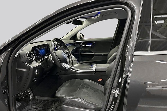 Mercedes-Benz C300 de 8 of 18