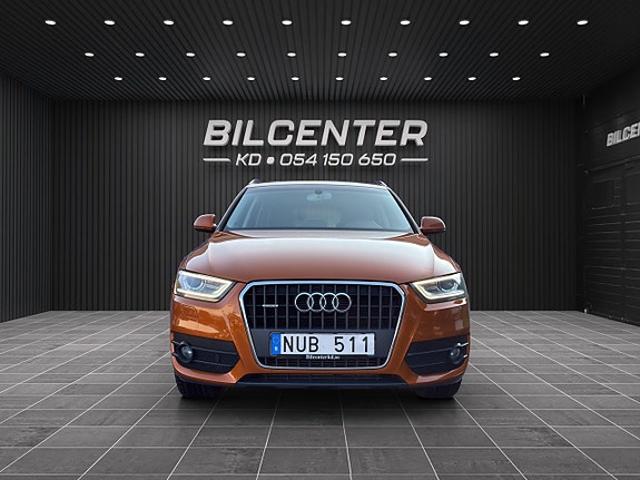 Audi Q3 2 of 22