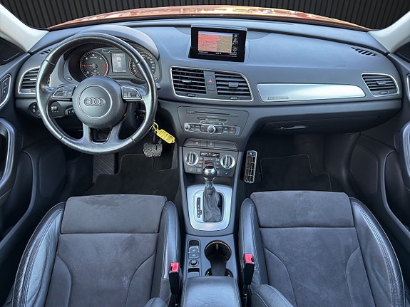 Audi Q3 11 of 22