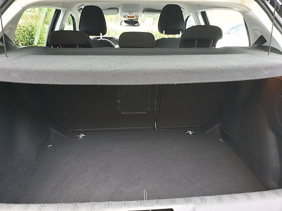 Peugeot 308 10 of 26