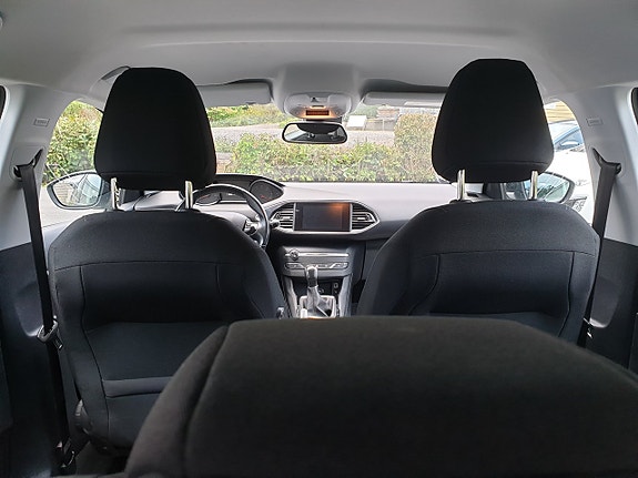 Peugeot 308 9 of 26