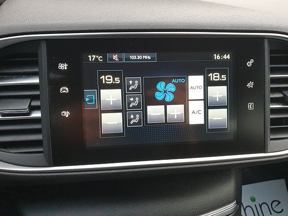 Peugeot 308 25 of 26