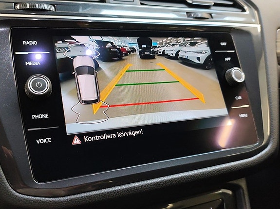 Volkswagen Tiguan Allspace 15 of 23