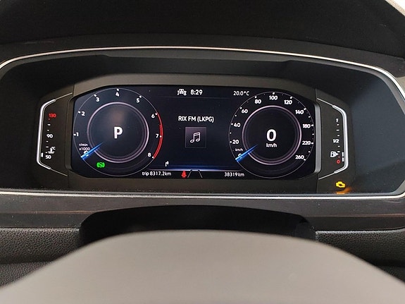 Volkswagen Tiguan Allspace 11 of 23