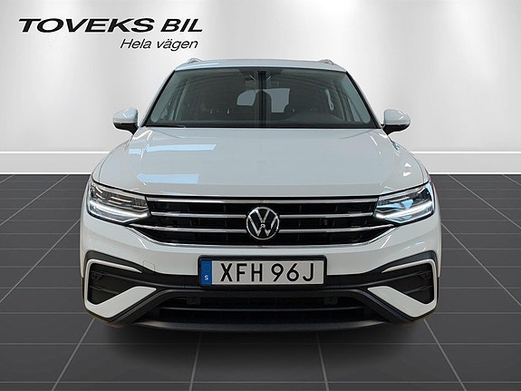 Volkswagen Tiguan Allspace 6 of 23