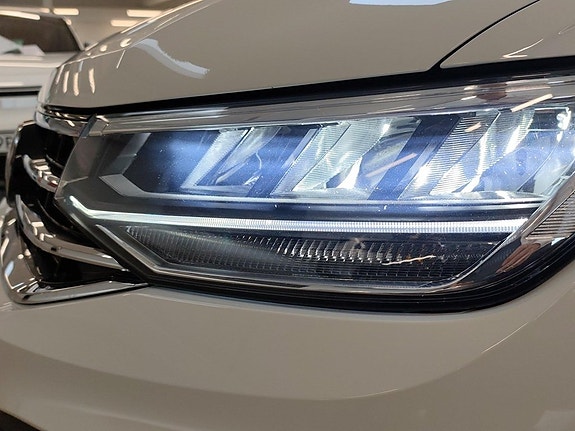Volkswagen Tiguan Allspace 22 of 23