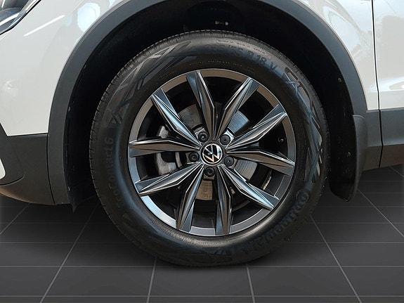 Volkswagen Tiguan Allspace 7 of 23