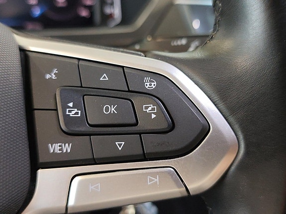 Volkswagen Tiguan Allspace 16 of 23