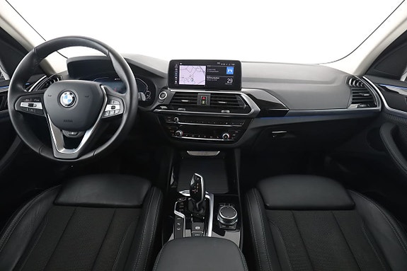 BMW X3 13 of 30