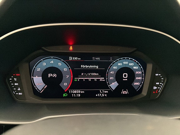 Audi Q3 14 of 22