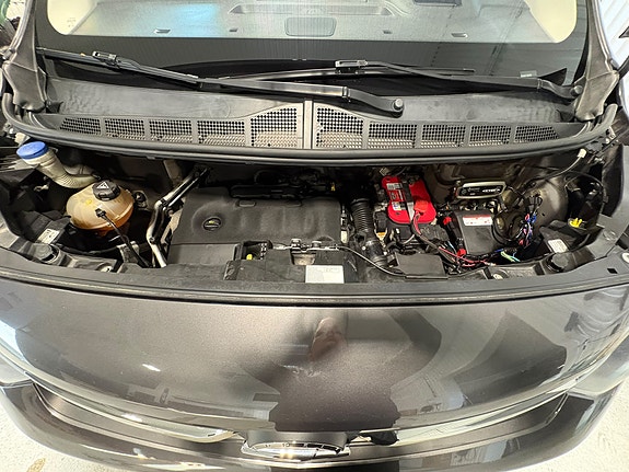 Opel Vivaro 4 of 6
