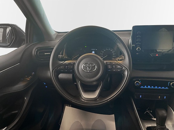 Toyota Yaris 7 of 8