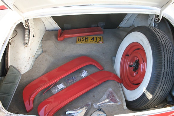 Ford Custom 16 of 20