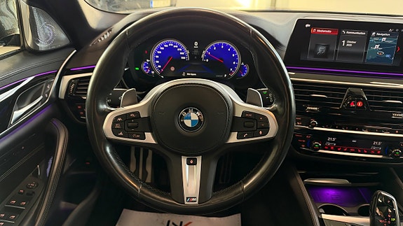 BMW 540i 13 of 16