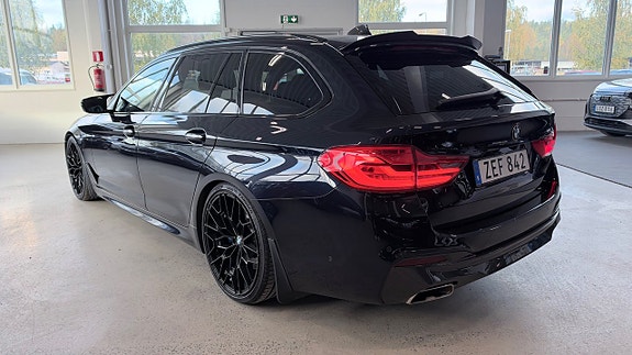 BMW 540i 3 of 16