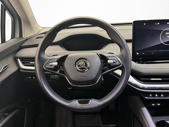 Skoda Enyaq 12 of 30