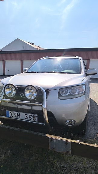 Hyundai Santa Fe 7 of 9