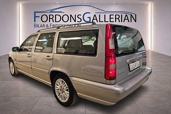 VOLVO V70 2.5 20V 170 ch BVM - CUIR - ATTELAGE FIXE - 278300 km