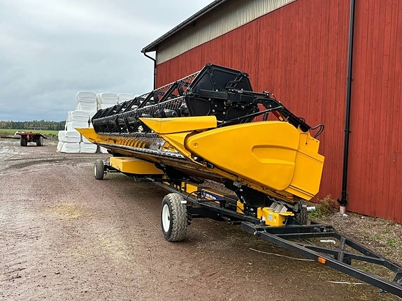 New Holland CR 10.90 5 of 6