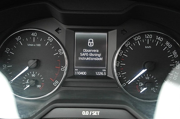 Skoda Octavia 10 of 23