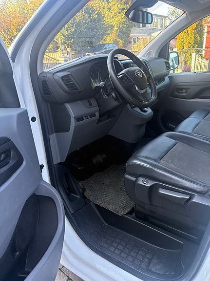 Toyota Proace 7 of 10