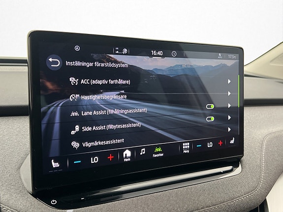 Skoda Enyaq 22 of 30