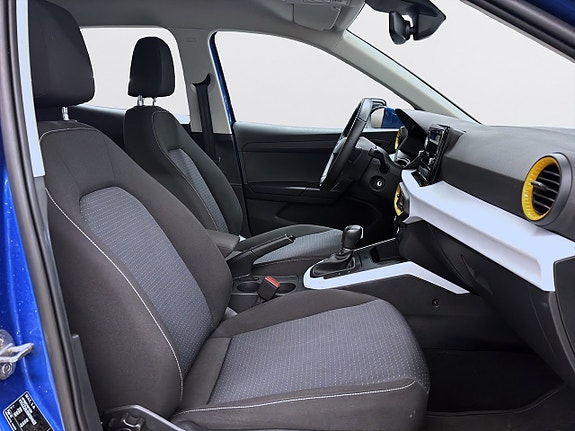 Seat Arona 11 of 14