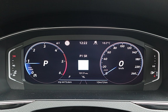 Volkswagen Passat Alltrack 9 of 12