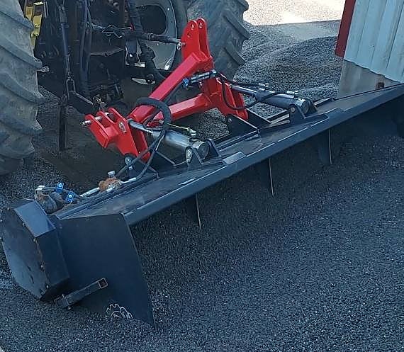 SPARA 15000 KR - IM SAND / SALTSPRIDARE, SKOPA 3 of 10