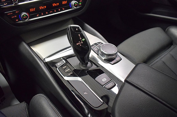 BMW 520d 15 of 25