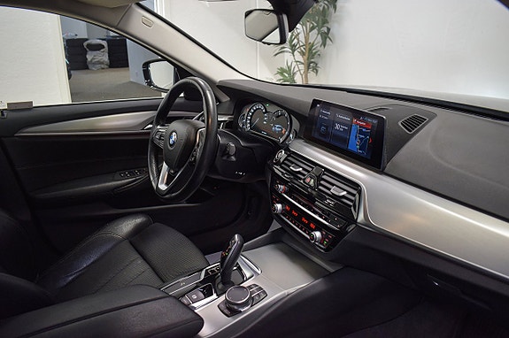 BMW 520d 9 of 25