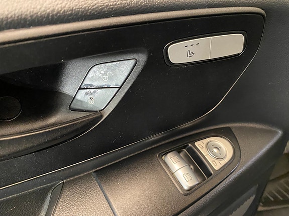 Mercedes-Benz Vito E-CELL 8 of 24