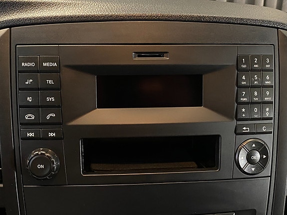 Mercedes-Benz Vito E-CELL 15 of 24