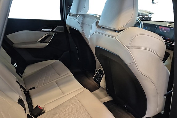 BMW X1 6 of 15