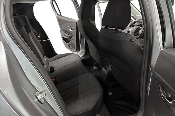 Peugeot 208 13 of 18